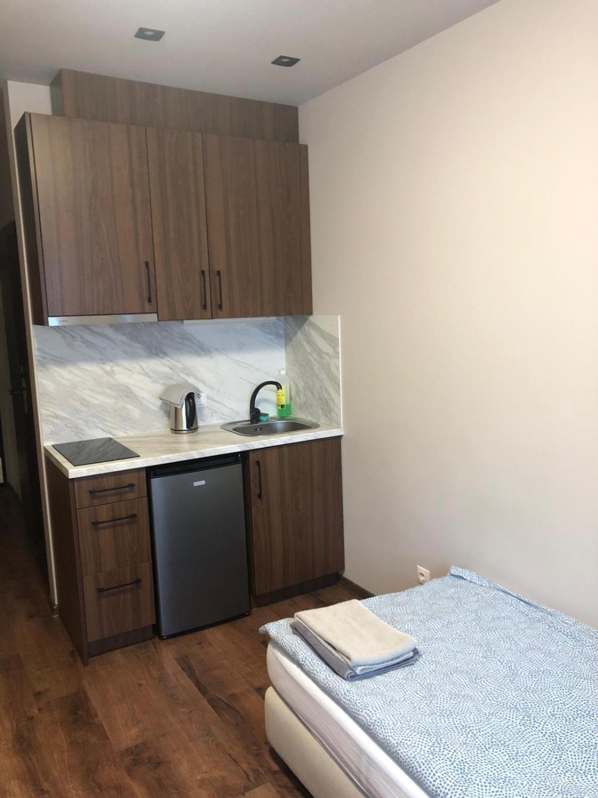 Rvr Smart Apart With Self Check In Ryga Zewnętrze zdjęcie